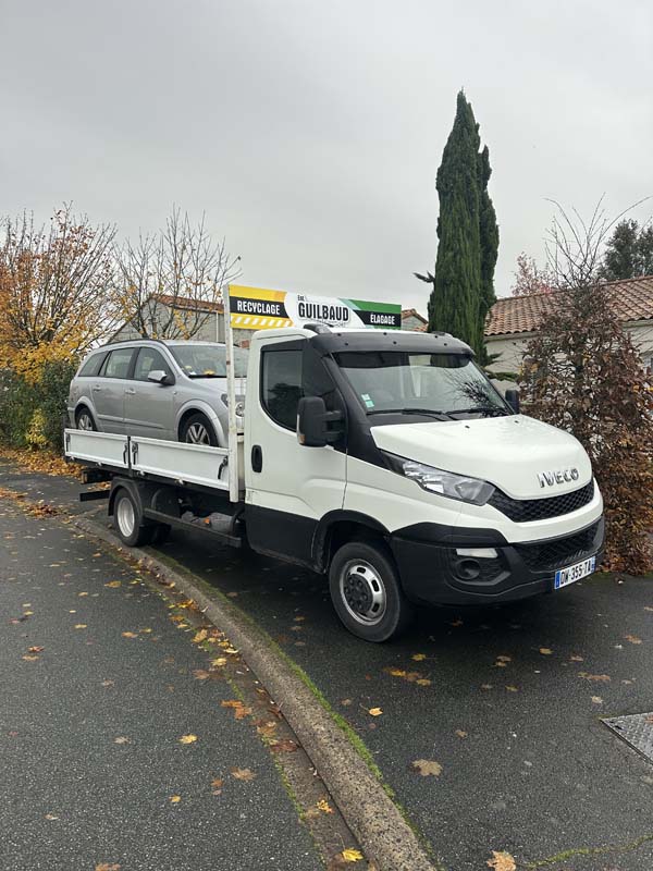 Epave de voiture (7)
